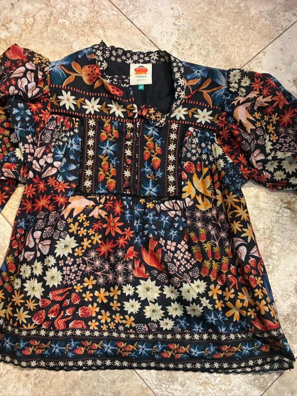 FARM Rio Black Multicolor Strawberry & Floral Puff-Sleeve Blouse